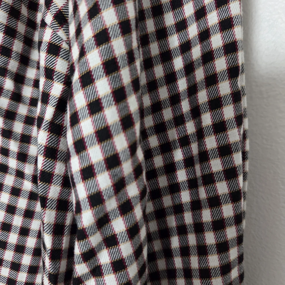 Lane Bryant Size 24 NWT Black Red And White Gingham Plaid Ruffled Button Up - Picture 2 of 9